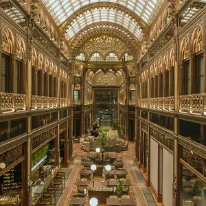 Párisi Udvar Budapest, Part Of Hyatt Budapeste